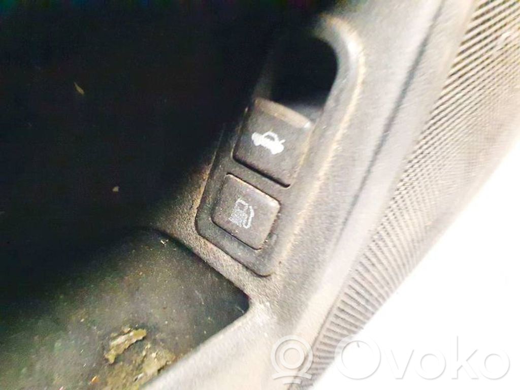 Hyundai Sonata Comutator deschidere clapetă rezervor 