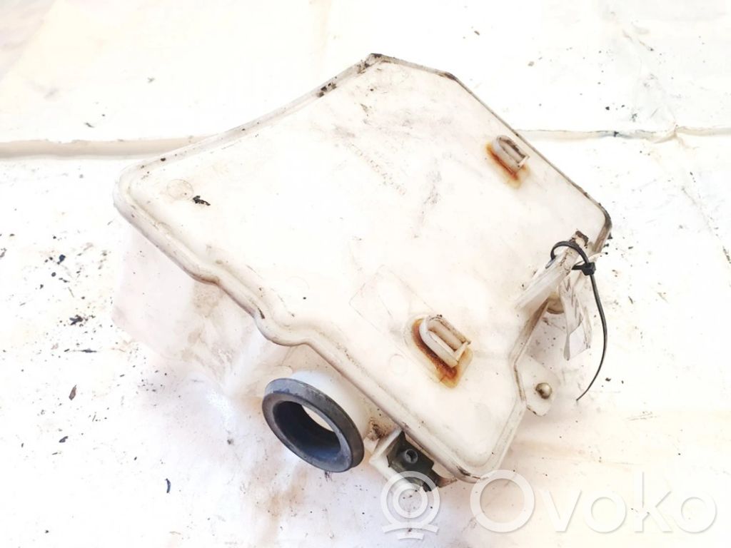 Volkswagen PASSAT B6 Serbatoio/vaschetta liquido lavavetri parabrezza 