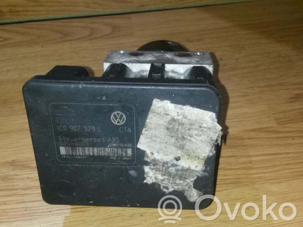 Volkswagen Golf IV ABS Steuergerät 
