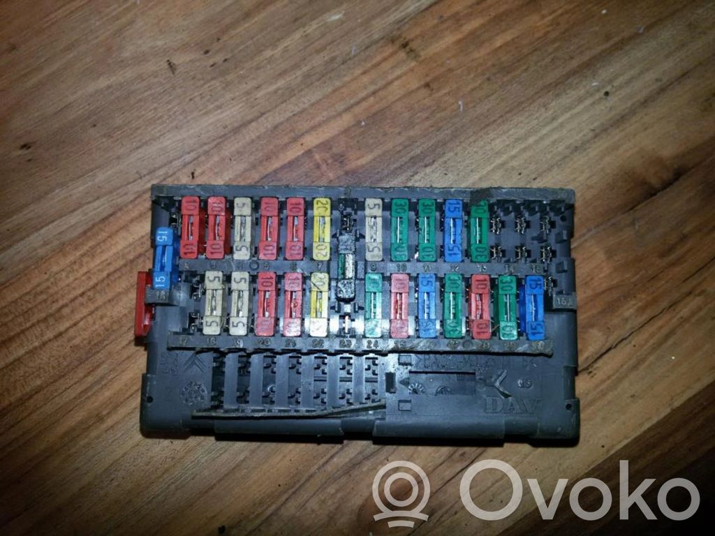Peugeot 406 Set scatola dei fusibili 