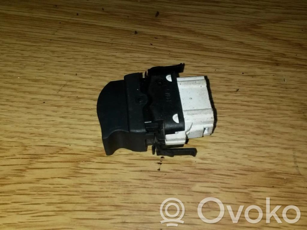 Interruptor del elevalunas eléctrico