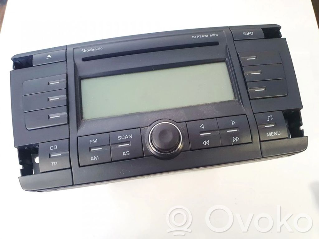 Skoda Octavia Mk2 (1Z) Unità principale autoradio/CD/DVD/GPS