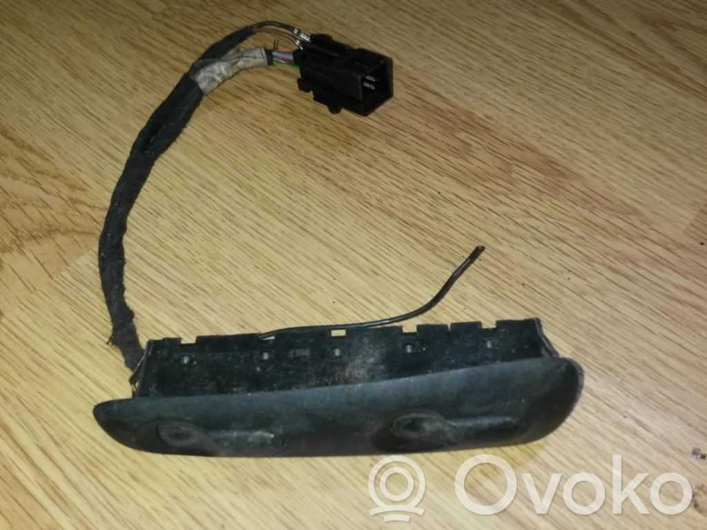 Opel Omega B1 Interruptor del elevalunas eléctrico 