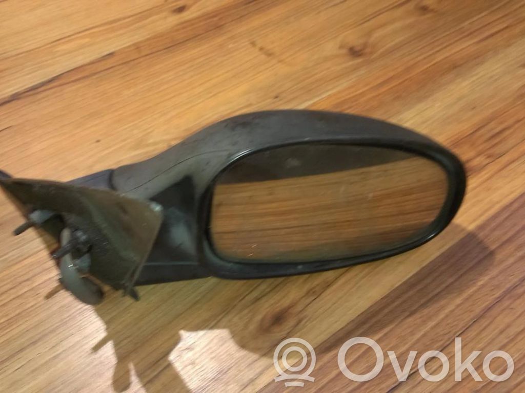 Etuoven sähköinen sivupeili   E13011674,E13011674