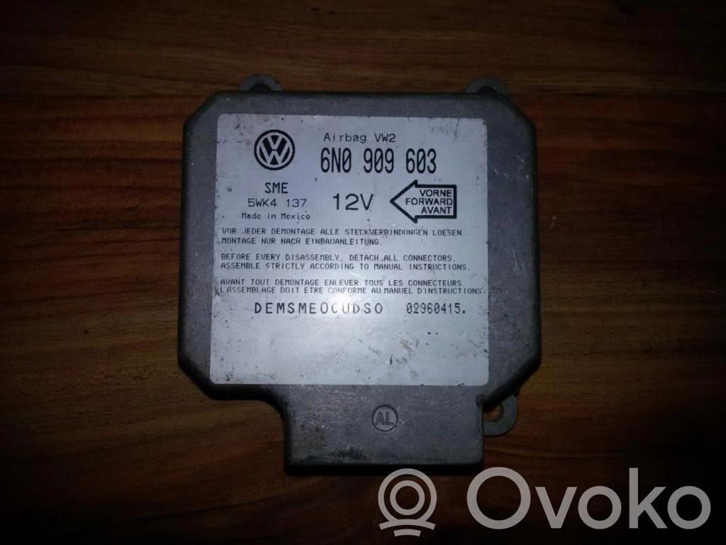 Volkswagen Vento Centralina/modulo airbag