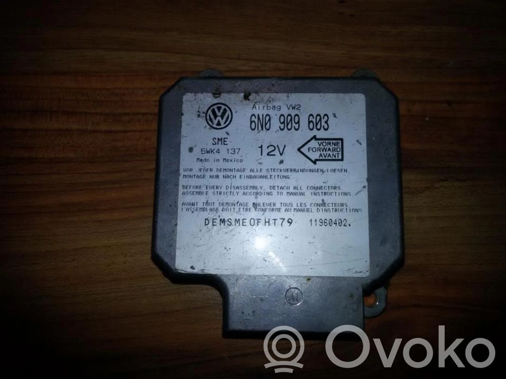 Volkswagen Vento Centralina/modulo airbag