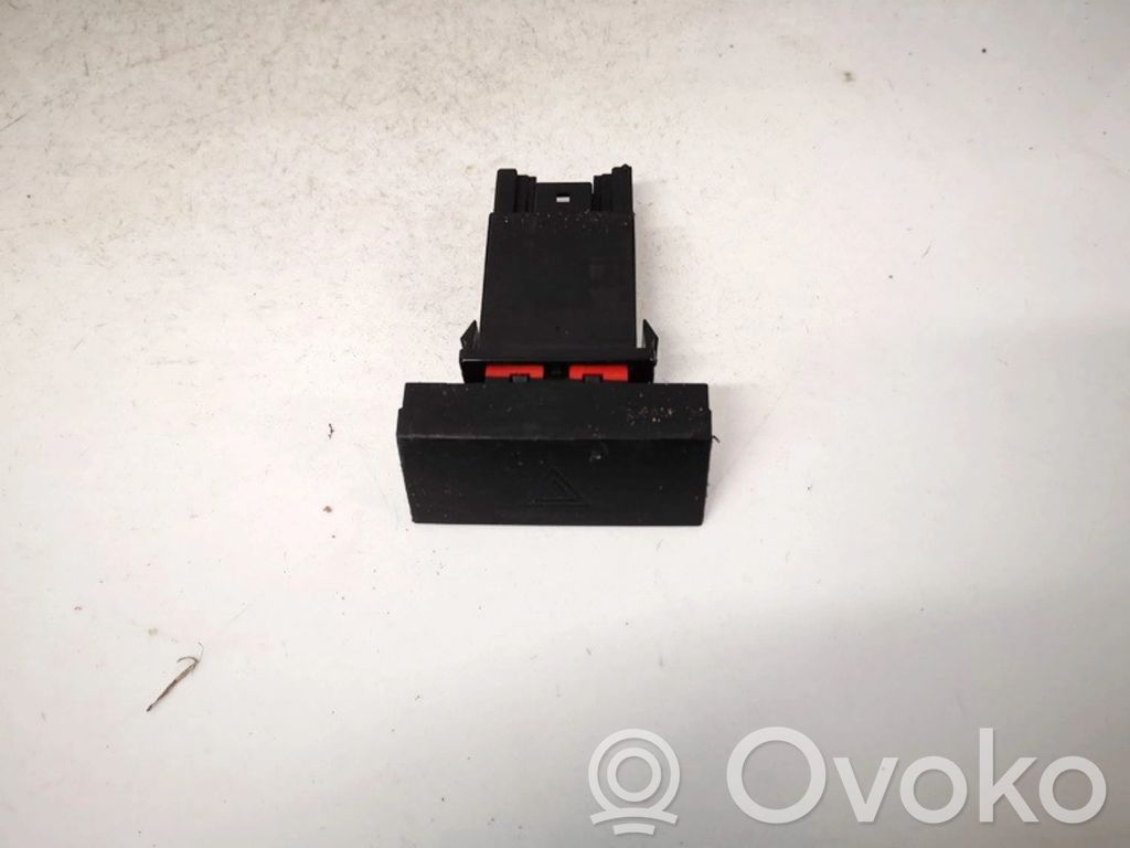 Hyundai Coupe Botón interruptor de luz de peligro 