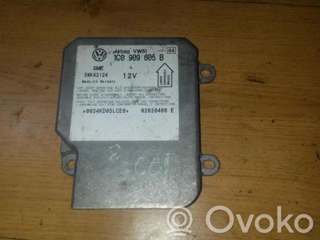 Volkswagen PASSAT B5.5 Centralina/modulo airbag
