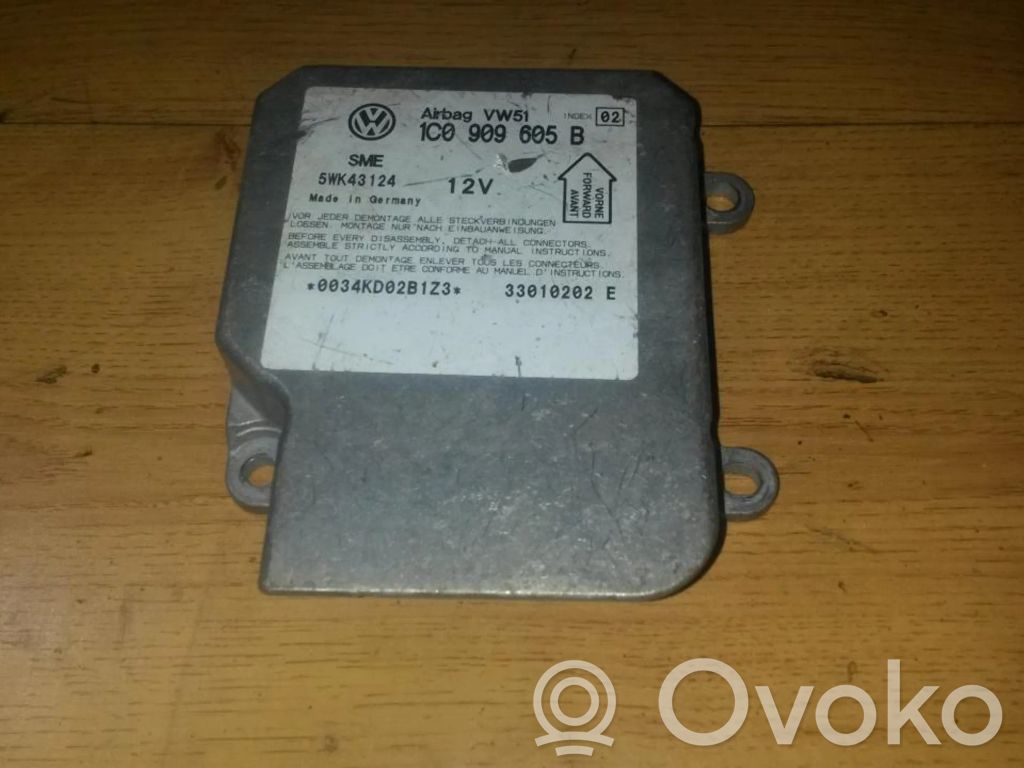 Volkswagen PASSAT B5.5 Centralina/modulo airbag