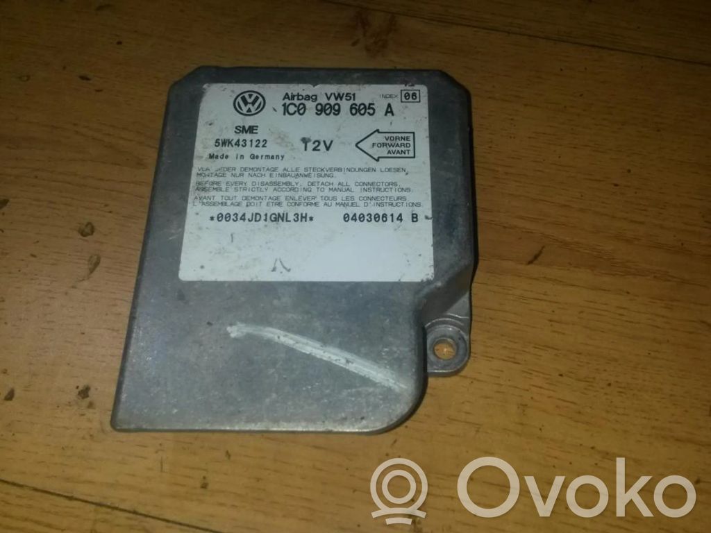 Volkswagen Golf IV Unitate/modul de comandă airbaguri