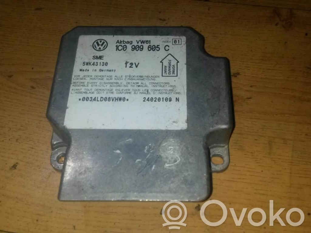 Volkswagen PASSAT B5.5 Unitate/modul de comandă airbaguri 
