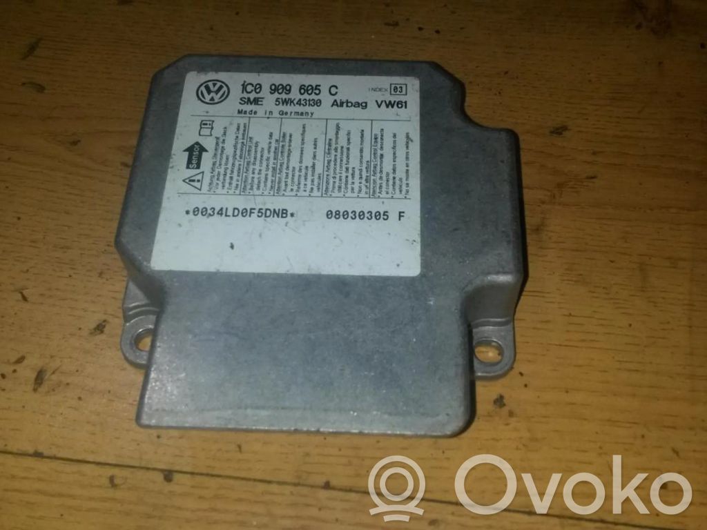 Volkswagen PASSAT B5.5 Unitate/modul de comandă airbaguri 