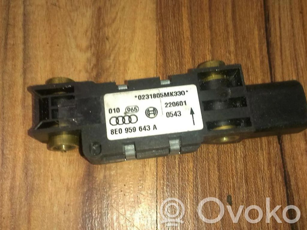 Audi A4 S4 B6 8E 8H Sensore d’urto/d'impatto apertura airbag