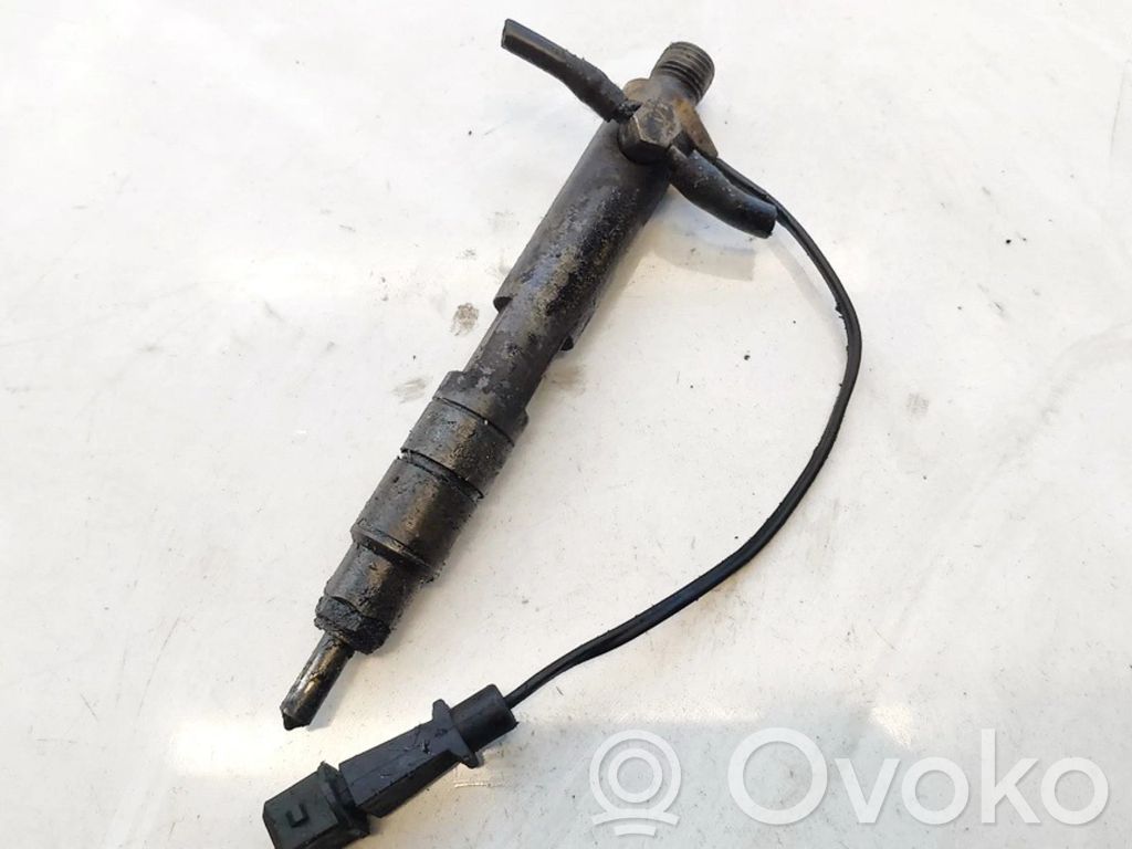 Inyector de combustible   028130201R,028130201R