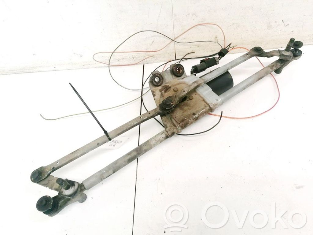 Wischergestänge Wischermotor vorne