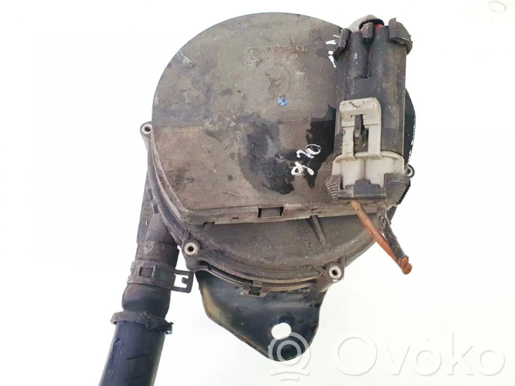 Opel Vectra B Pompa powietrza wtórnego 