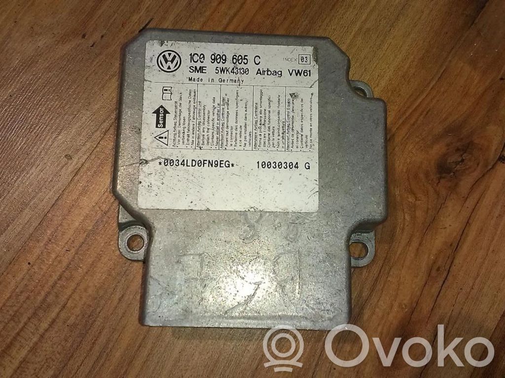 Volkswagen PASSAT B5.5 Unitate/modul de comandă airbaguri 