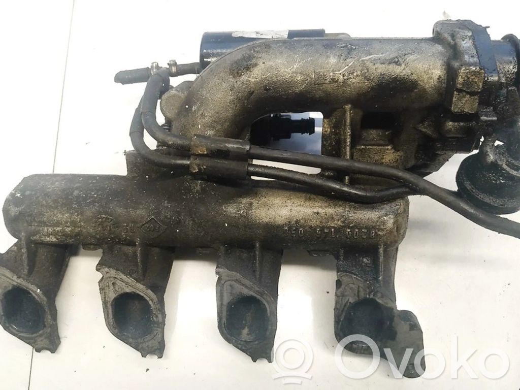 Colector de admisión   8200145096,8200145096