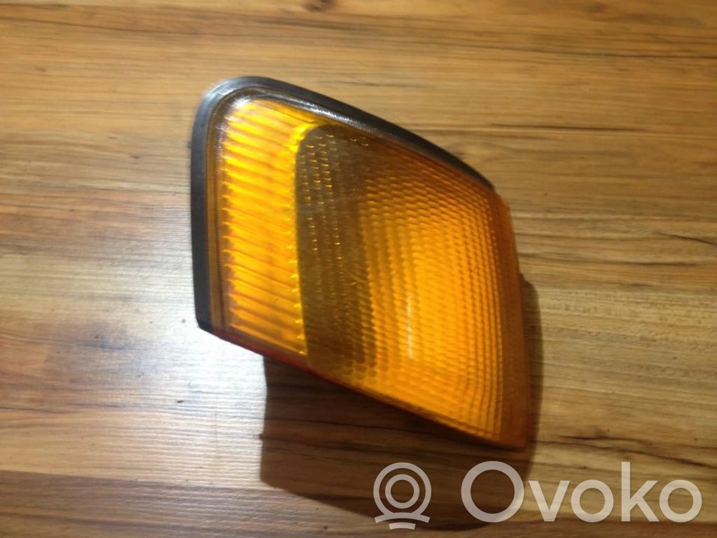 Ford Scorpio Front indicator light 