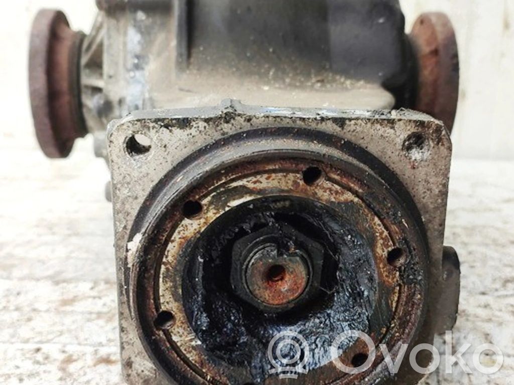 Audi A4 S4 B6 8E 8H Takatasauspyörästö 