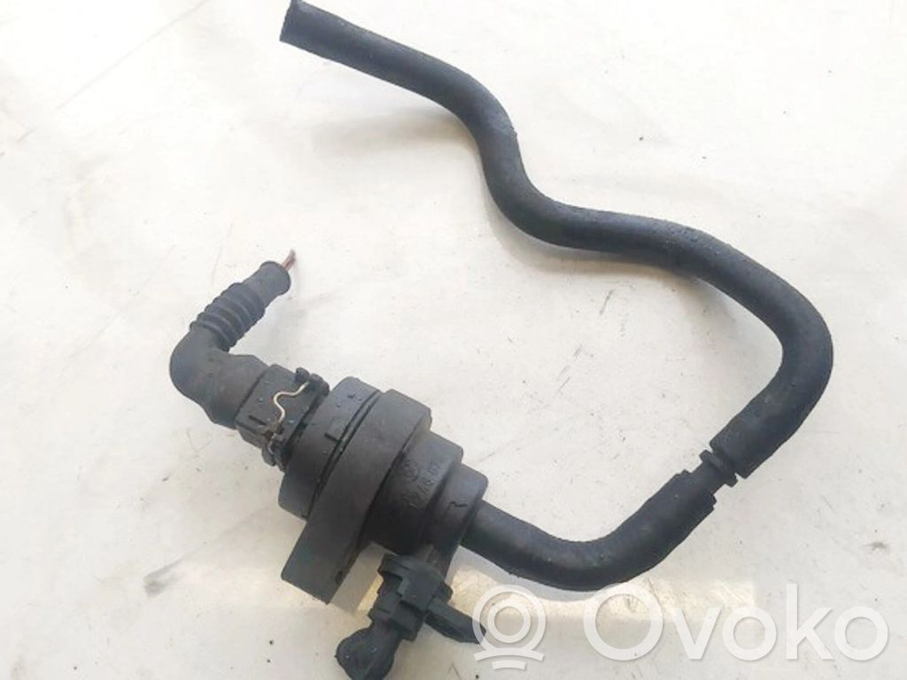 Válvula del depósito de combustible   1748875,02592030,02592030,1748875