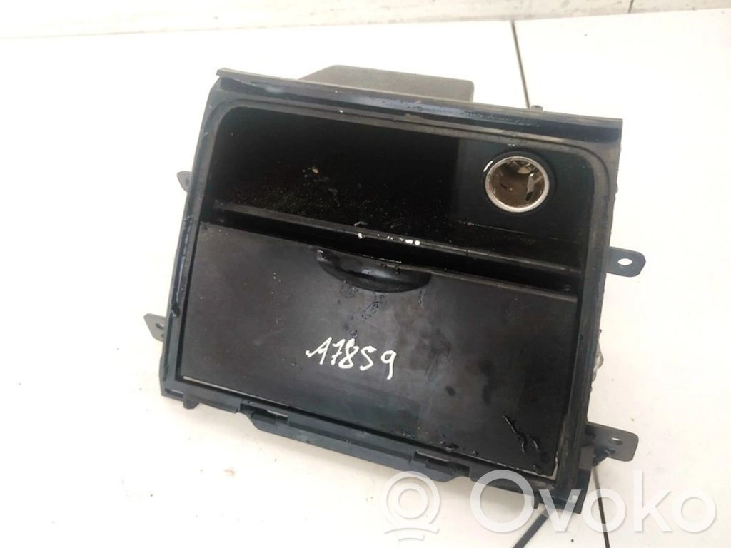 Suzuki SX4 Handschuhfach 