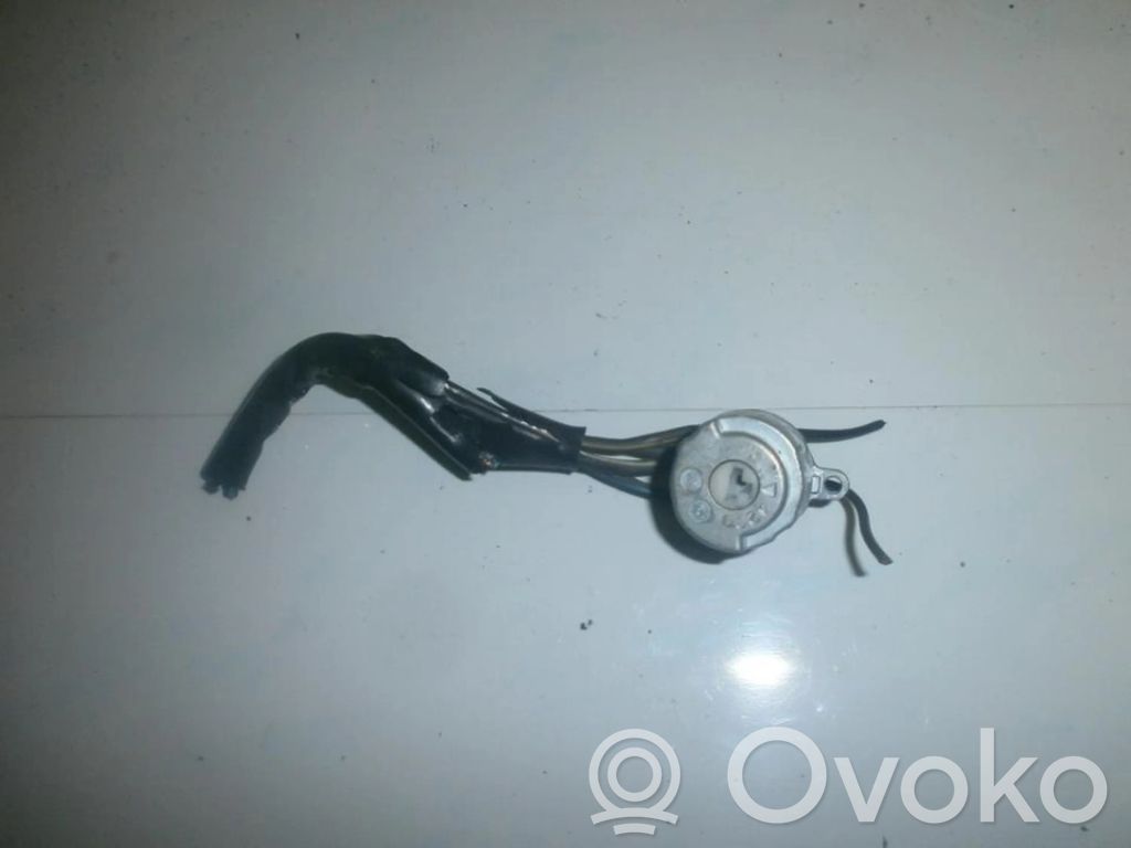 Subaru Impreza I Contatto blocchetto accensione 