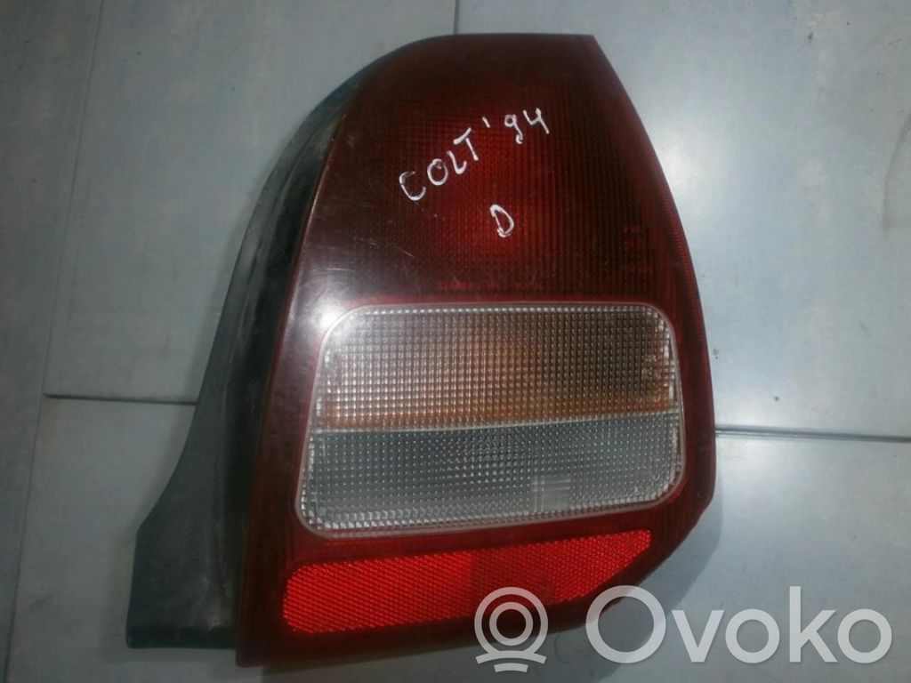 Mitsubishi Colt Lampă spate în caroserie 