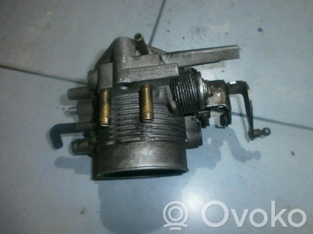 Opel Vectra B Droselinė sklendė 