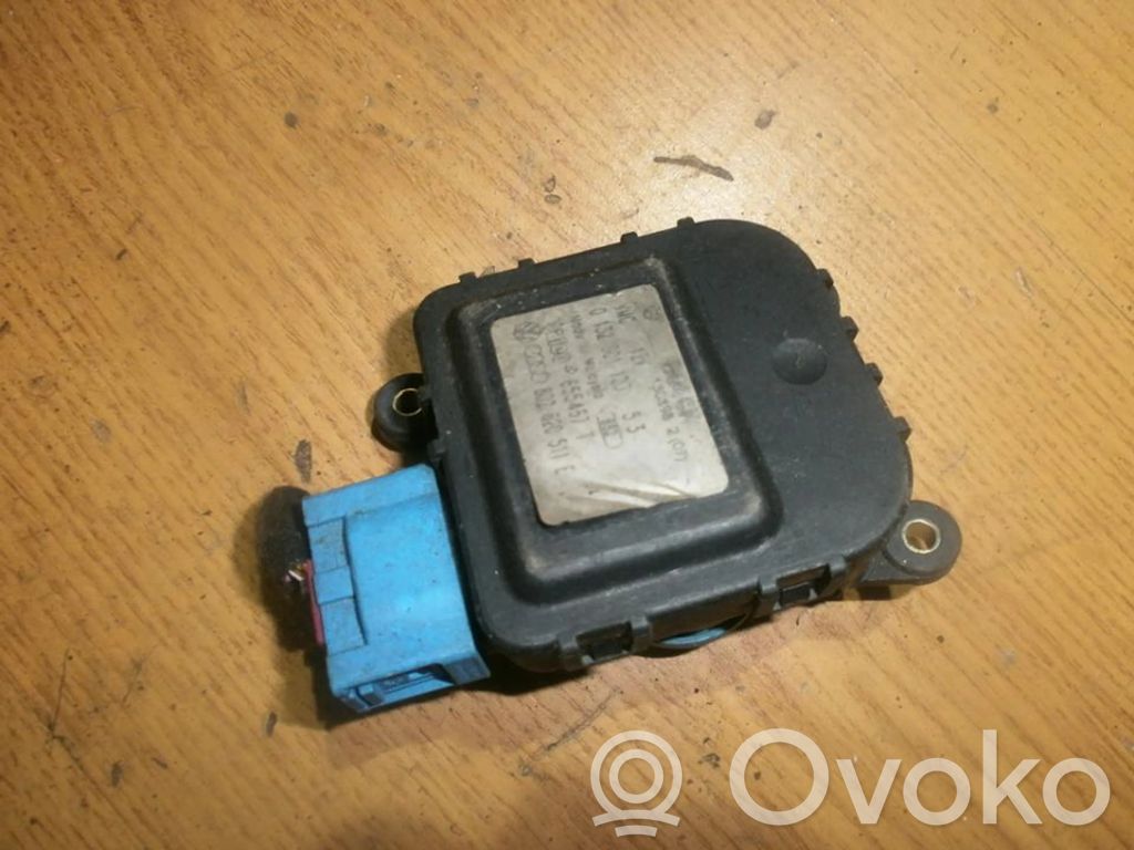 Audi A4 S4 B5 8D Motor/actuator clapetă aer 