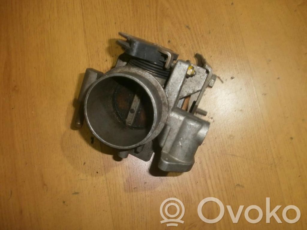 Opel Vectra B Zawór przepustnicy 