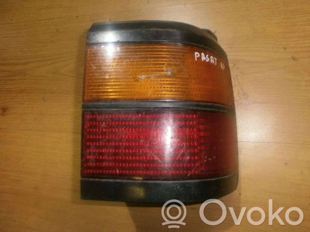 Volkswagen PASSAT B3 Lampă spate în caroserie 