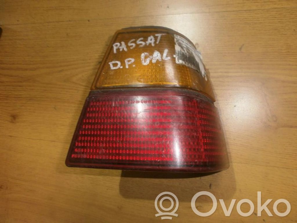 Volkswagen PASSAT B2 Lampa tylna 