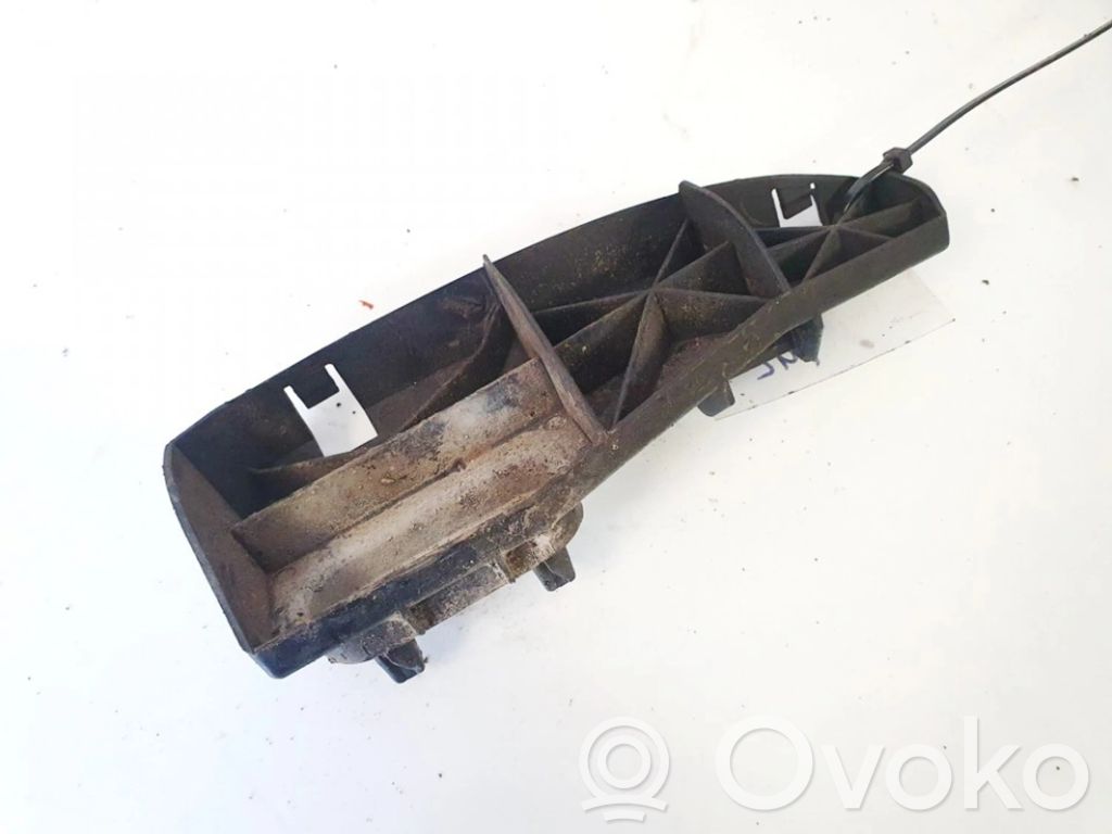 Toyota Corolla Verso AR10 Uchwyt / Mocowanie zderzaka tylnego