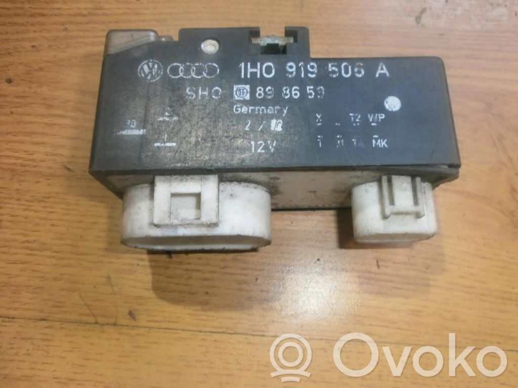 Volkswagen Golf III Releu ventilator lichid răcire 