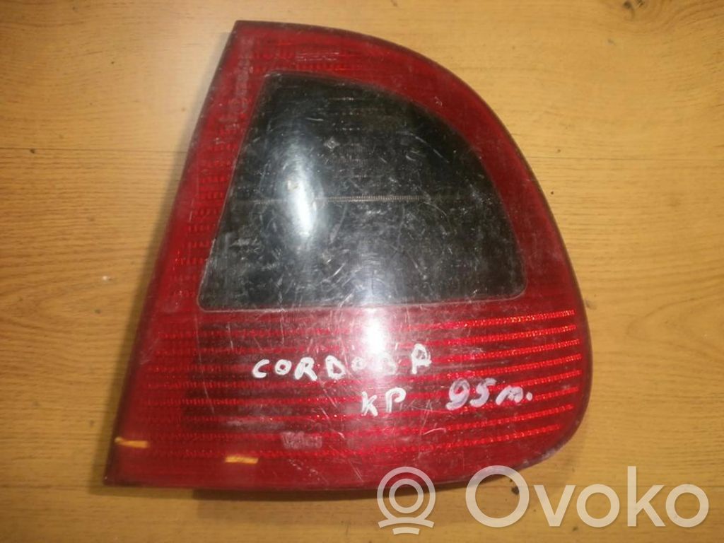 Seat Cordoba (6K) Luz trasera/de freno 