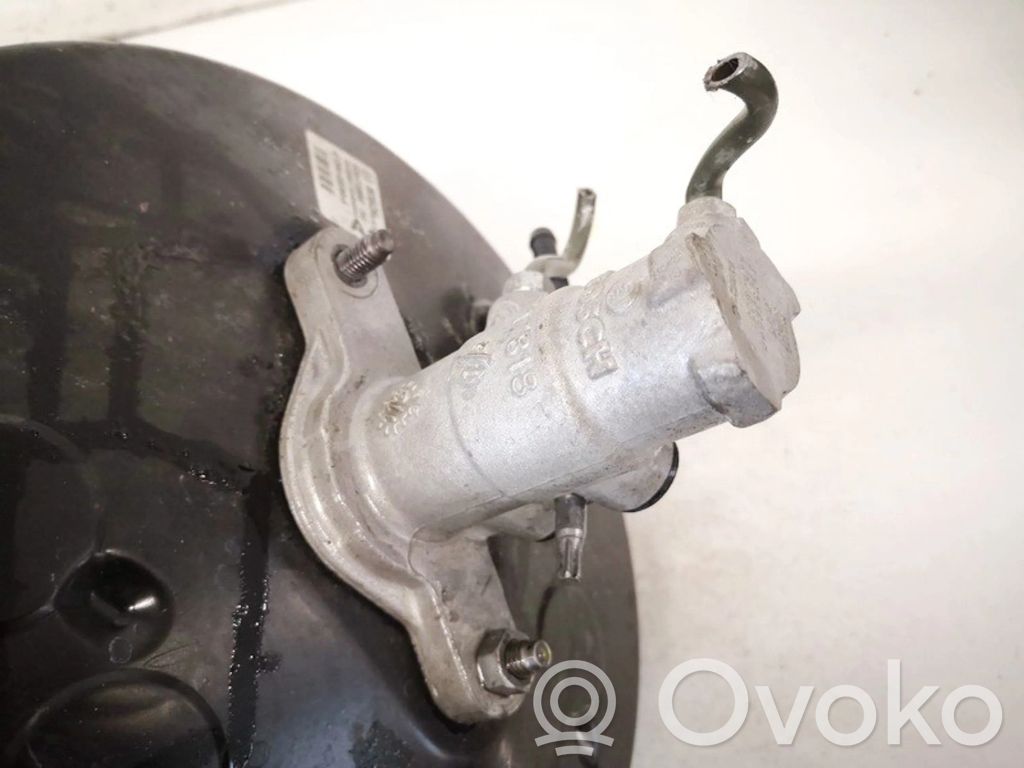Toyota Auris E180 Pääjarrusylinteri 