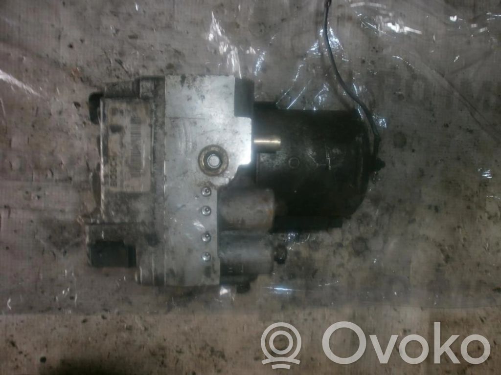 Mitsubishi Carisma ABS bloks 