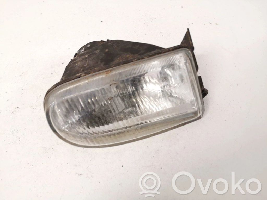 Renault 19 Miglas lukturis priekšā 