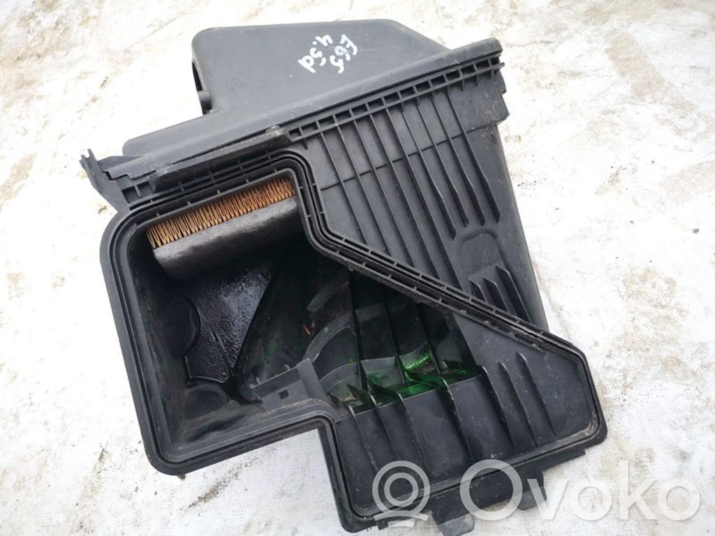 BMW 7 E65 E66 Air filter box 