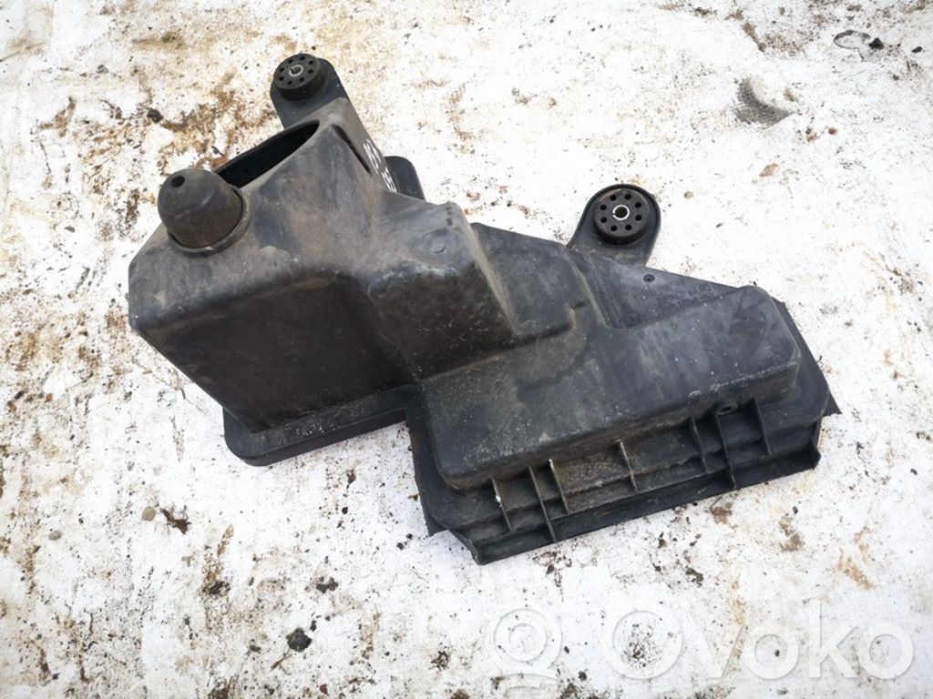 BMW 7 E65 E66 Luftfilterkasten 