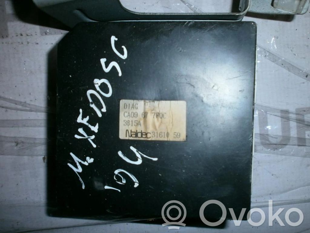 Mazda Xedos 6 Airbag control unit/module 