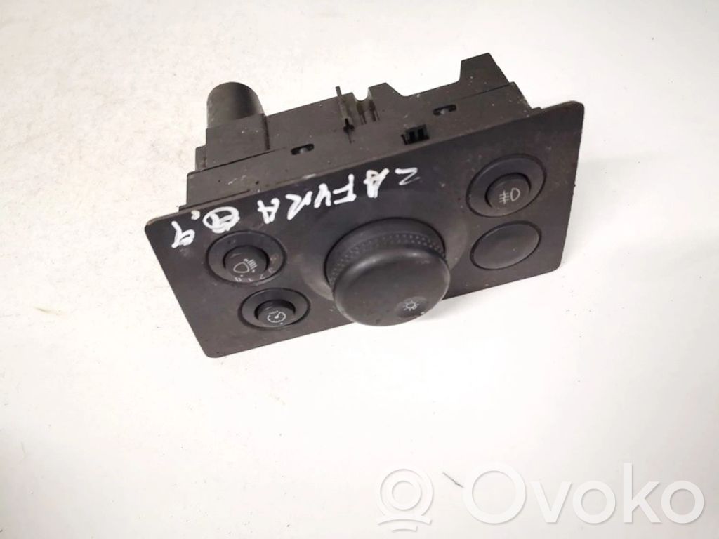Opel Zafira B Interruptor de luz 