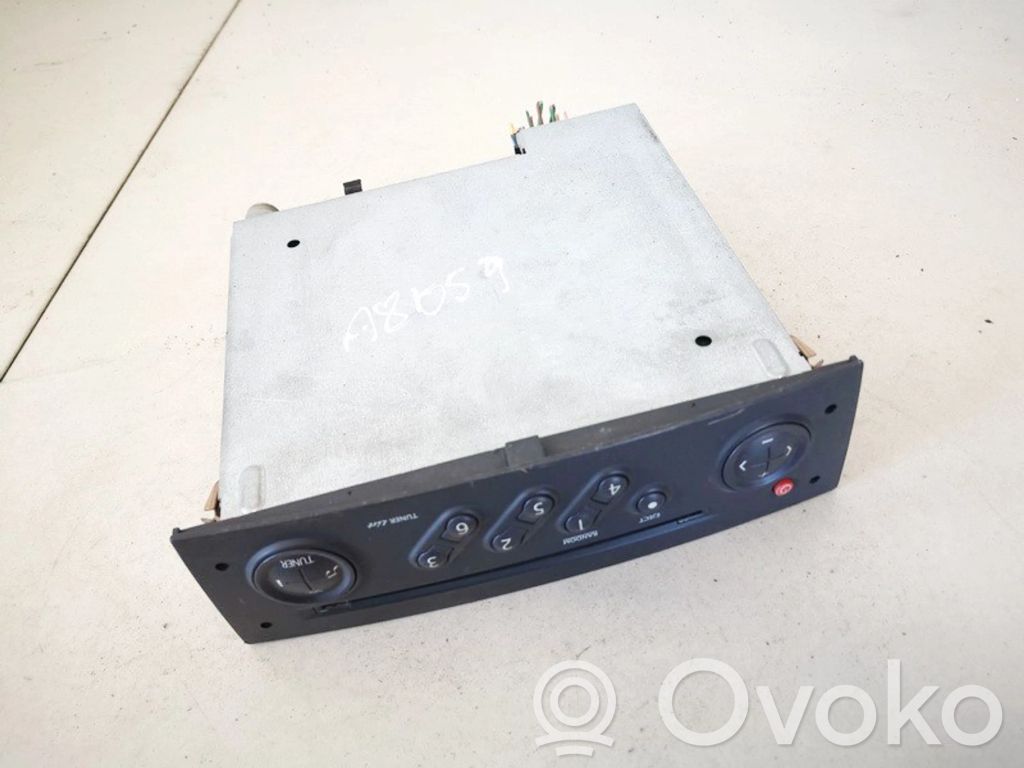 Renault Megane II Panel / Radioodtwarzacz CD/DVD/GPS 