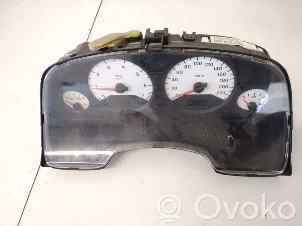 Opel Zafira A Speedometer (instrument cluster) 