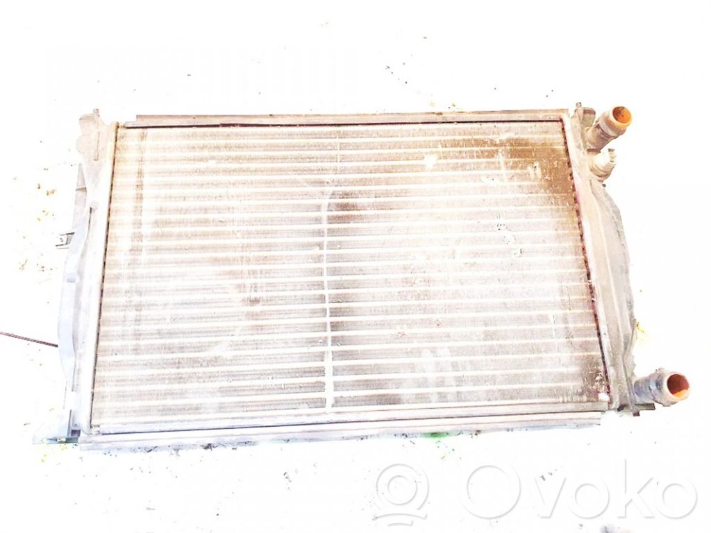 Audi A4 S4 B5 8D Radiator lichid răcire 