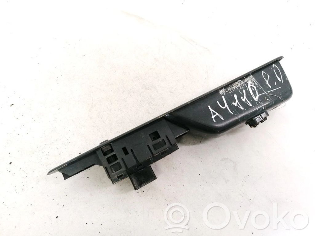 Volvo S40, V40 Interruttore di controllo dell’alzacristalli elettrico