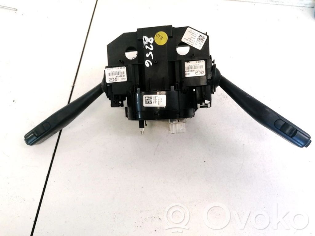 Volkswagen Touran I Leva/interruttore dell’indicatore di direzione e tergicristallo 