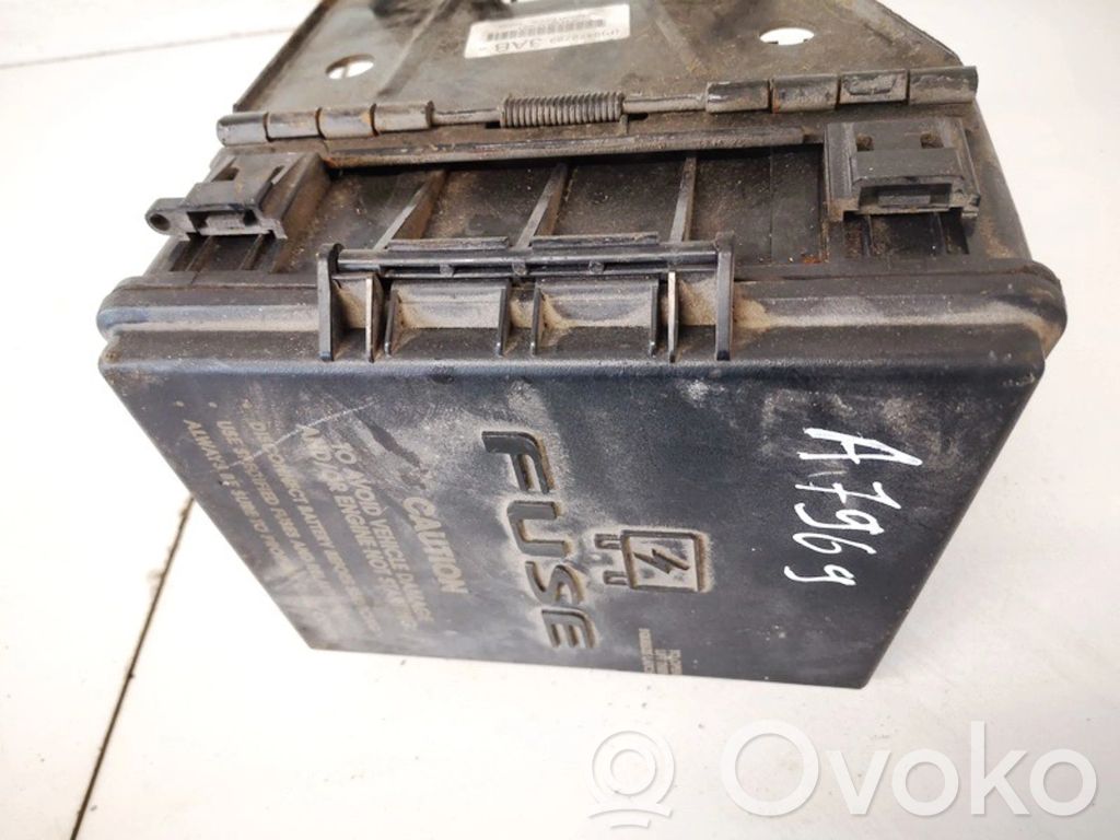 Sicherungskasten komplett   04727833AB,04727833AB