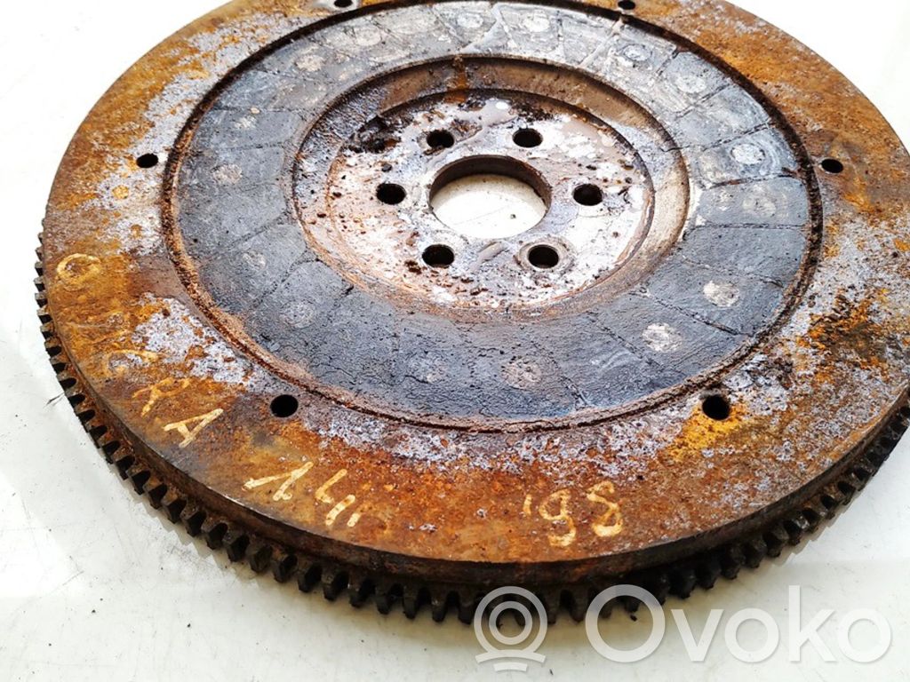 Opel Tigra A Volano